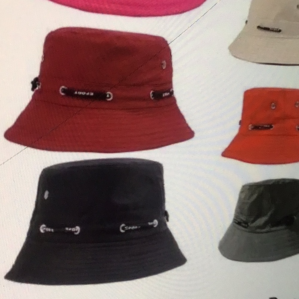SELLING BUCKET HAT UNISEX BNWOT Never WORN Good for Biking Fishing Travel..